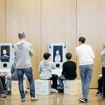 Bild von Youniworth Ausstellung